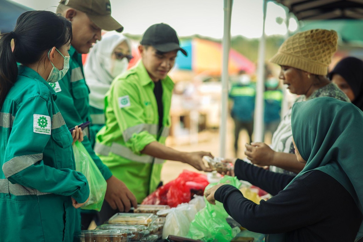 Harita Nickel Gelar Sapa Ramadhan di Desa Kawasi